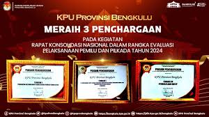 KPU Provinsi Bengkulu Meraih Penghargaan Pemilu dan Pilkada 2024